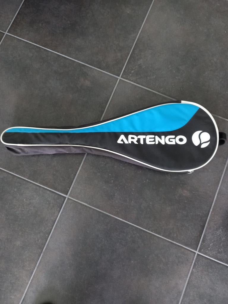 Artengo, Enlèvement, Comme neuf