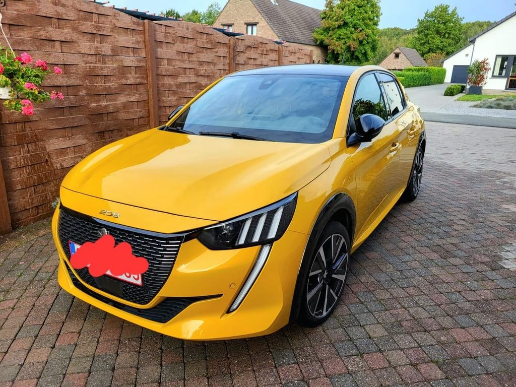 Peogeot 208 GT 1200 automaat BJ mei 2020, Auto's, Automaat, Particulier, 1200 cc, Leder en Alcantara
