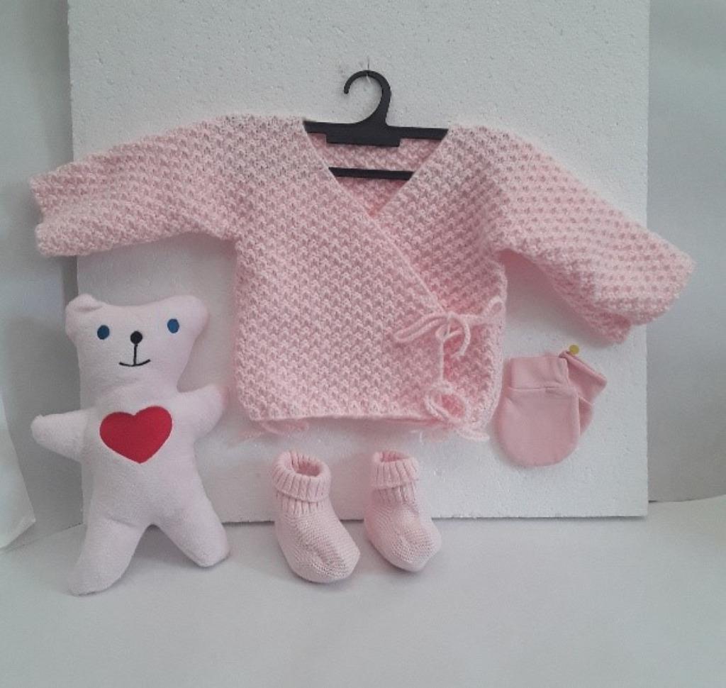 cache coeur , chaussons , doudous , moufles ,naissance a 3, Enfants & Bébés, Neuf, Ensemble, Taille 56, Fille
