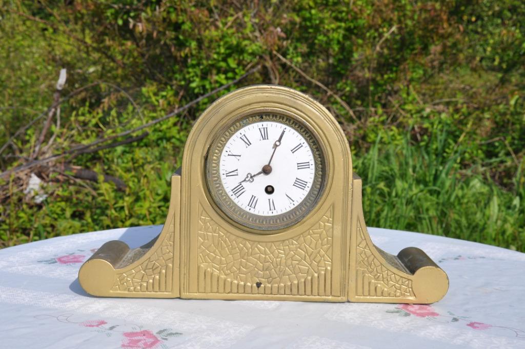 horloge en metal cuivré a restauré, Enlèvement ou Envoi