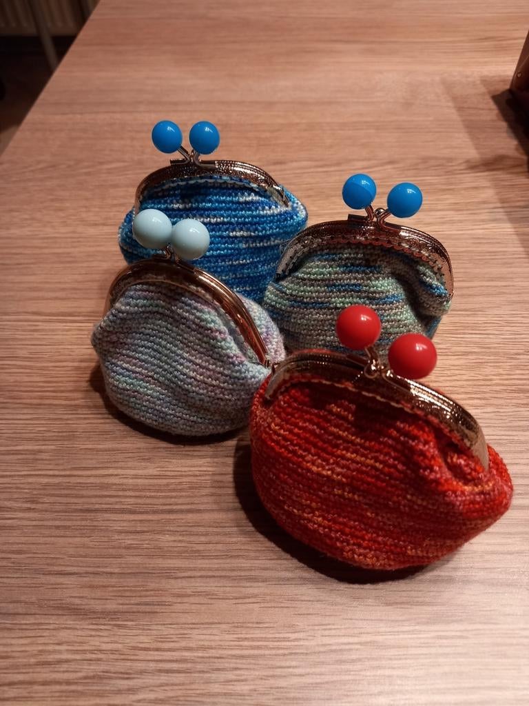 DIY gehaakte geldbeugel, Ophalen of Verzenden, Zo goed als nieuw