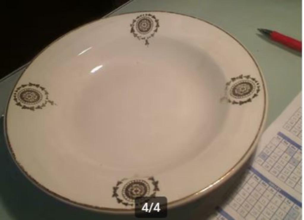 Anciennes assiettes faïenceries de Nimy, Enlèvement ou Envoi