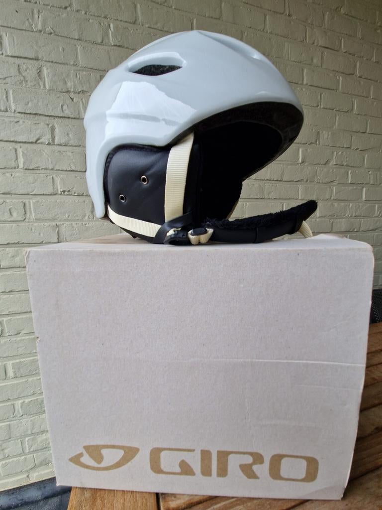 Skihelm Giro dames small, Sport en Fitness, Ophalen, Zo goed als nieuw, Ski, Overige merken
