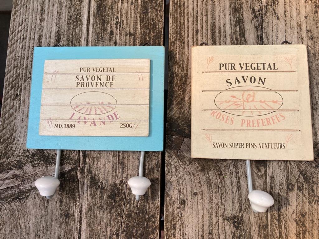 KAPSTOK/ HANDDOEKREK OLD LOOK SAVON 48 stuks Roze en Blauw A, Huis en Inrichting, Woonaccessoires | Wanddecoraties, Nieuw, Ophalen of Verzenden