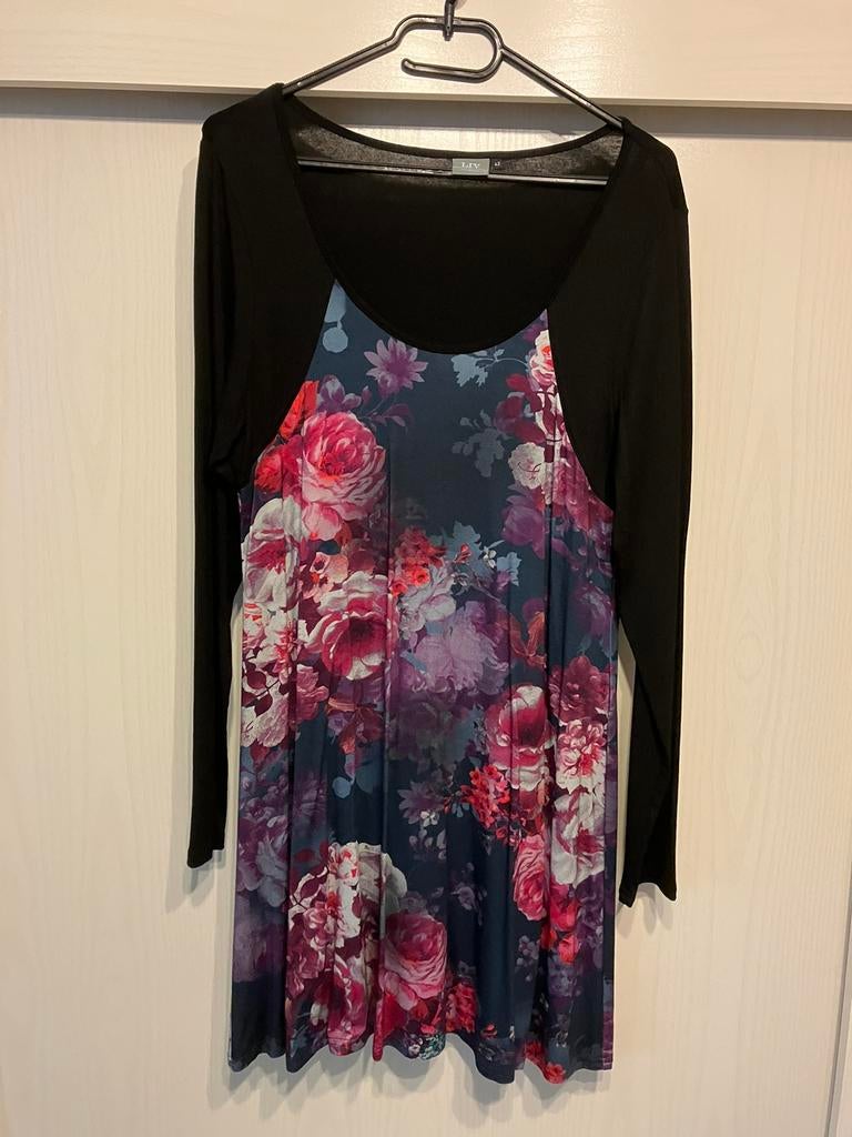 Kleed 42, Kleding | Dames, Zwart, Maat 42/44 (L), Ophalen of Verzenden, Zo goed als nieuw