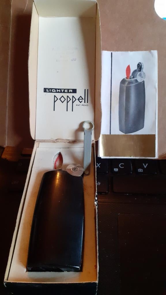 briquet lighter poppel pour collection (4), Ophalen of Verzenden, Gebruikt, Aansteker