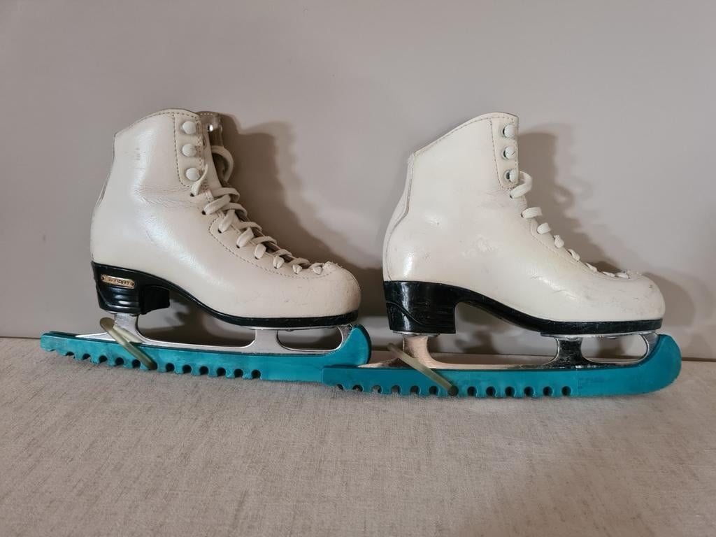 Risport Laser schaatsen 230, schoenmaat 34,5, Autres marques, Enlèvement ou Envoi, Patinage artistique, Utilisé