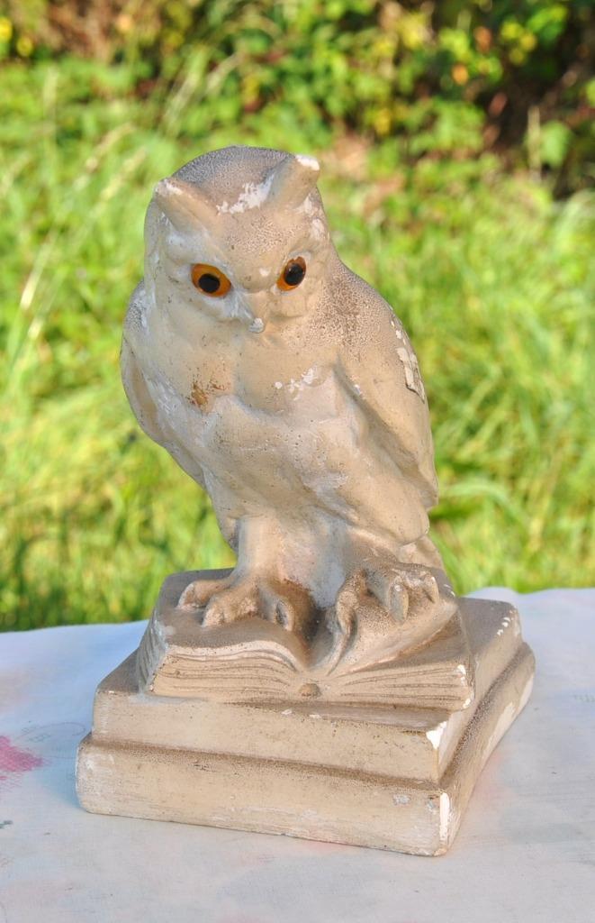 hibou sur livre en platre, Ophalen of Verzenden, Gebruikt, Dier