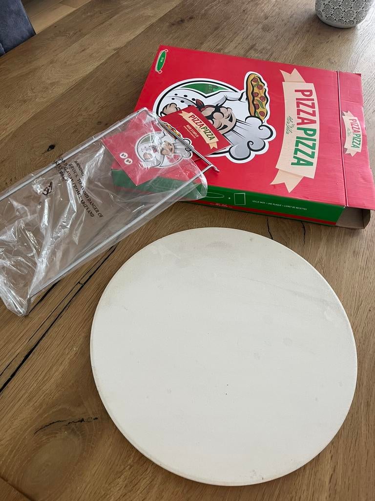 Pierre à pizza, Enlèvement, Comme neuf