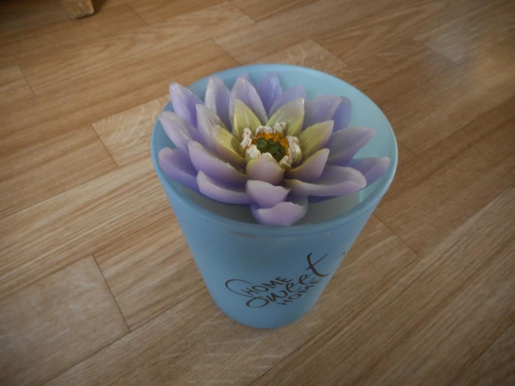 NOUVELLE BOUGIE ORCHIDÉE D'EAU, Enlèvement ou Envoi, Neuf, Bougie, Moins de 25 cm