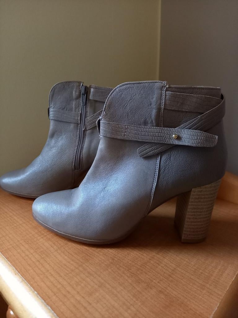 Nieuwe enkellaarsjes Maat 39 Torfs, Enlèvement, Neuf, Boots et Botinnes
