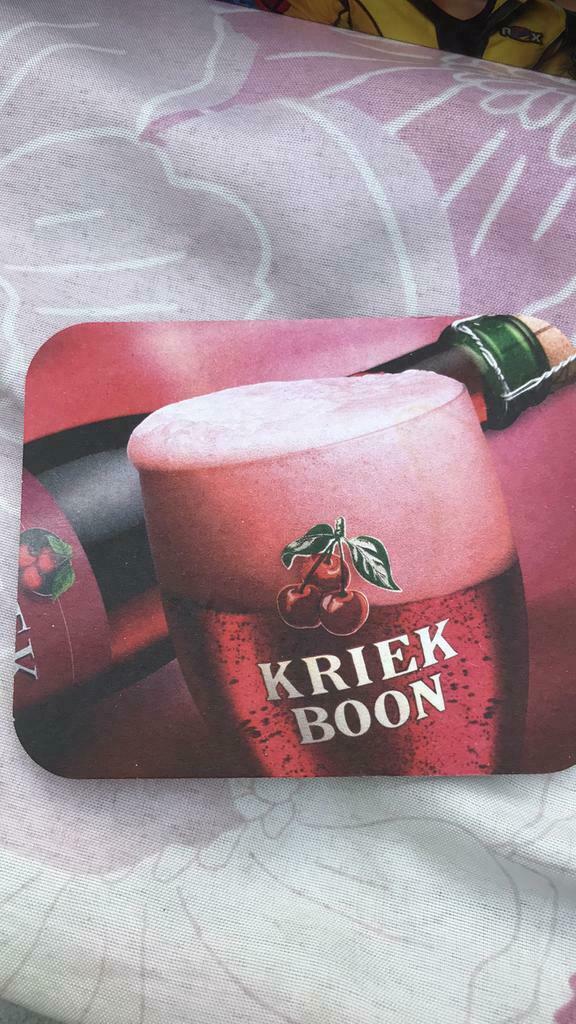 Bierviltje kriek boon, Verzamelen, Ophalen of Verzenden, Nieuw