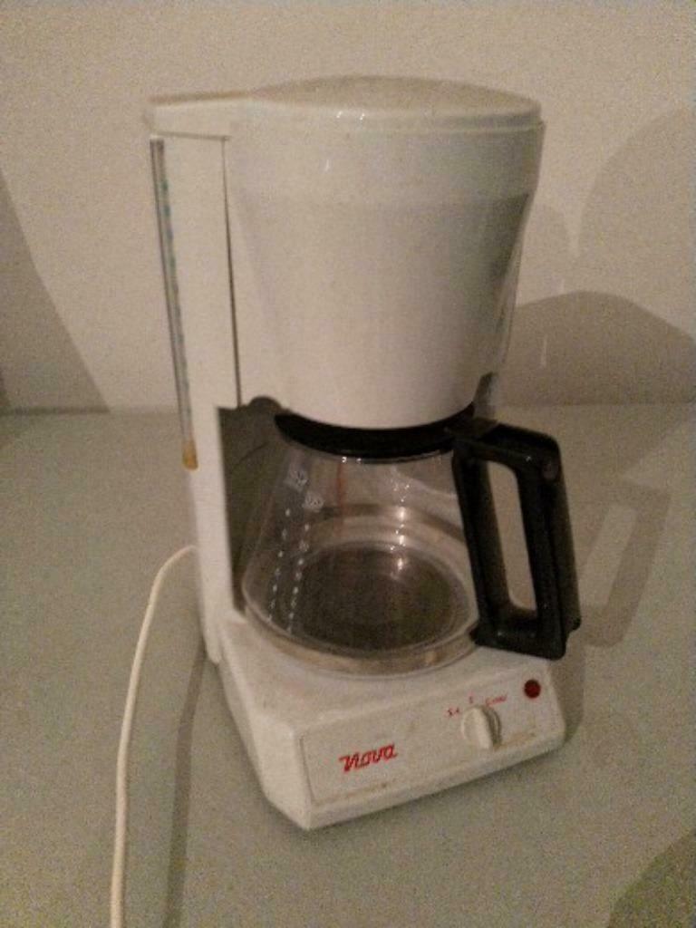 Koffiezetapparaat NOVA WIT, zeer goede staat..., Elektronische apparatuur, Koffiezetapparaten, Ophalen of Verzenden