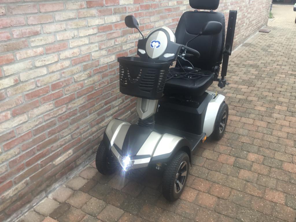 Scootmobiel Vermeiren Mercurius 4 ltd, Enlèvement, Comme neuf