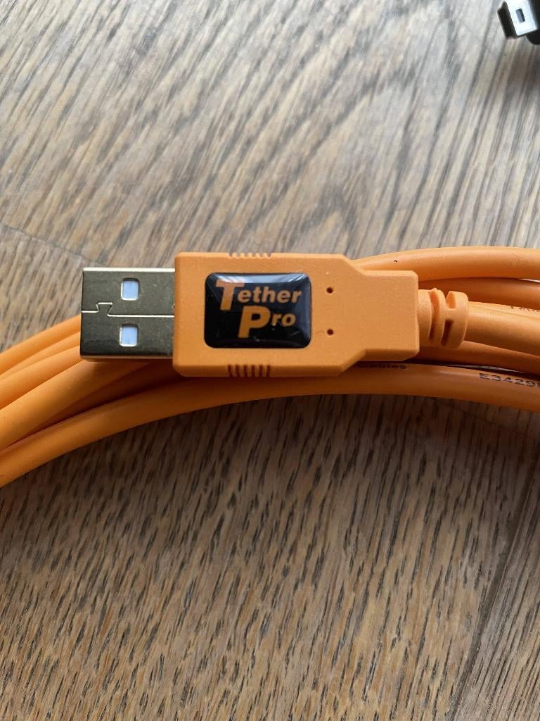 Tether Tools USB 2.0 -> Mini-B kabel van 4,6 m, Audio, Tv en Foto, Foto | Flitsers, Zo goed als nieuw, Overige merken, Ophalen of Verzenden