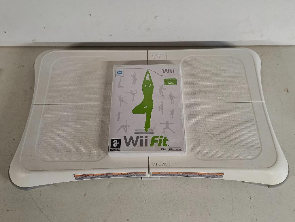 Nintendo Wii Fit + balance board, Ophalen of Verzenden, Gebruikt