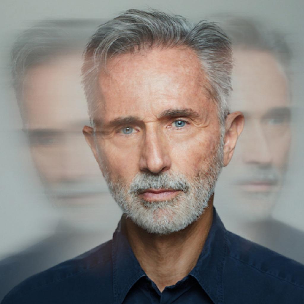 )))  Thierry Lhermitte  //  à partir de 2 €  (((, Tous les âges, Enlèvement ou Envoi, Comme neuf