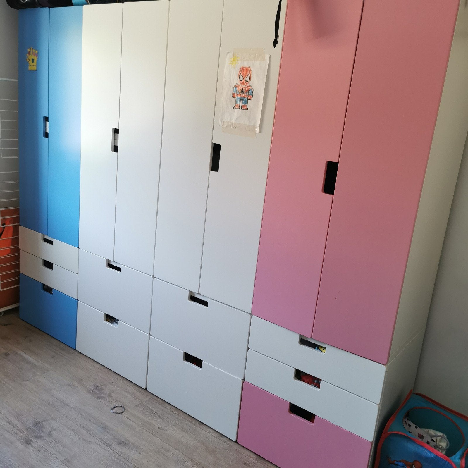 Lot de 4 armoires ikea stuva/smastad, Enlèvement