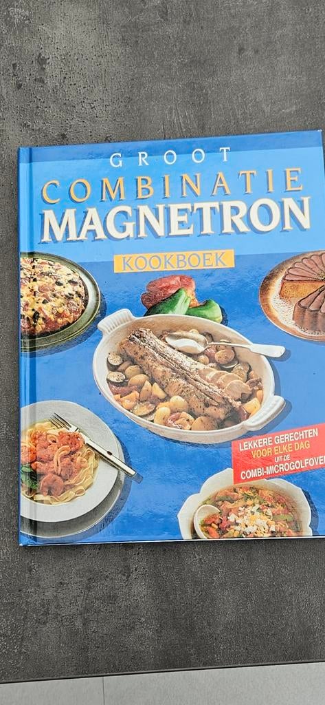 Kookboek, gerechten voor microgolfoven, Boeken, Ophalen