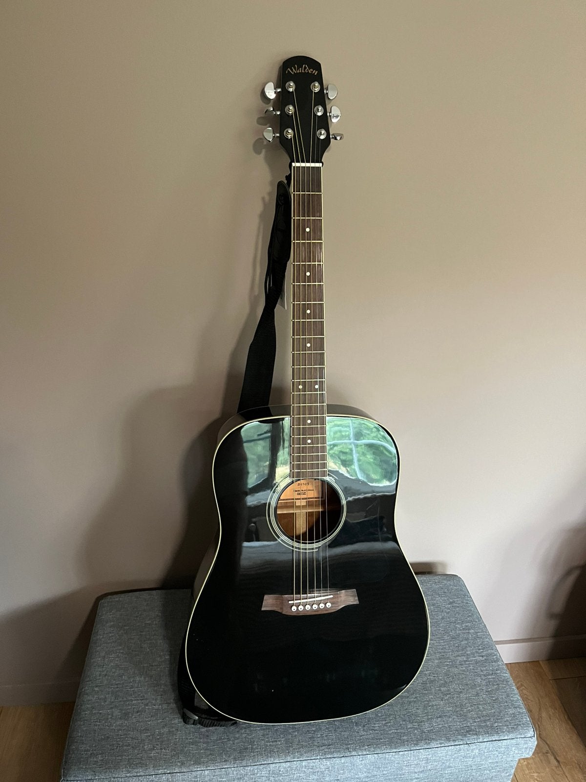 Guitare Folk Walden 350B - état neuf, Ophalen, Zo goed als nieuw
