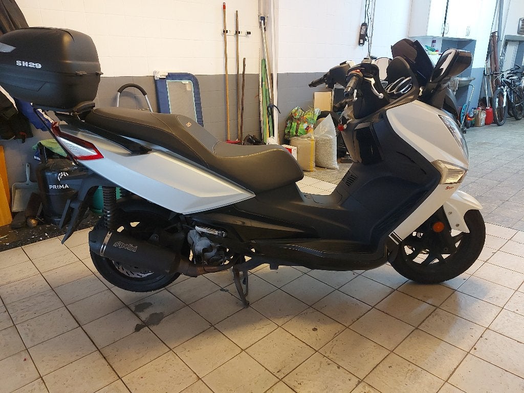 Scooter sym GTS (joymax) 125i, Vélos & Vélomoteurs, 125 cm³, Comme neuf, Enlèvement, Essence