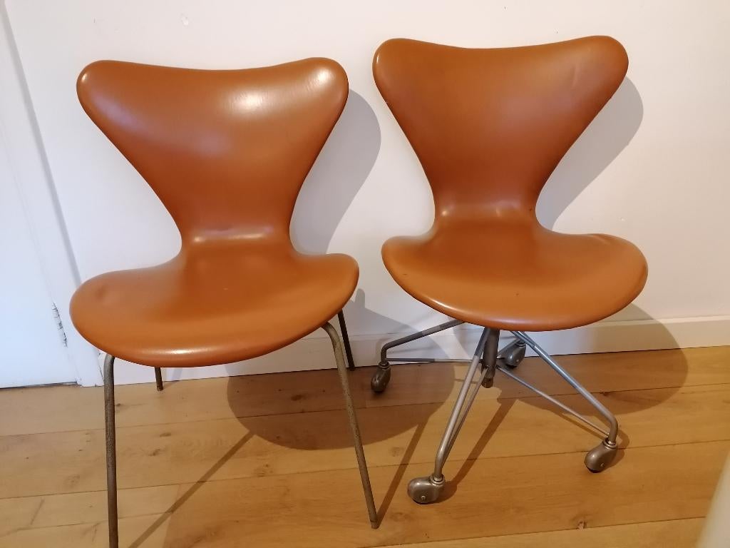 Vlinderstoel van Arne Jacobsen voor Fritz Hansen 1958, Huis en Inrichting, Ophalen, Zo goed als nieuw