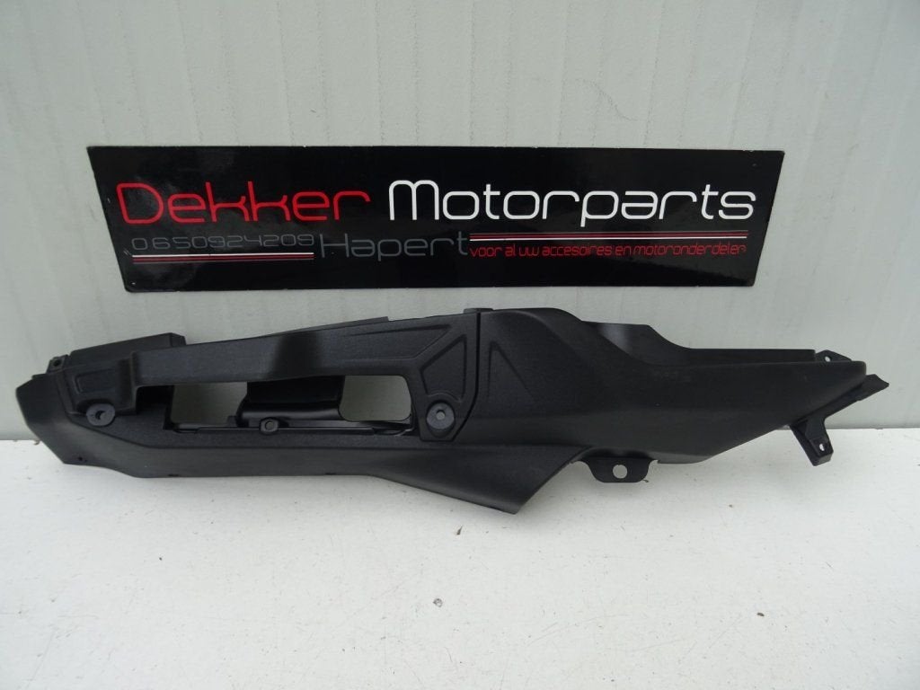 Rechter Kont Deel Kuip achter Yamaha Tracer 9 9GT 2021-2024, -, Utilisé, -, -