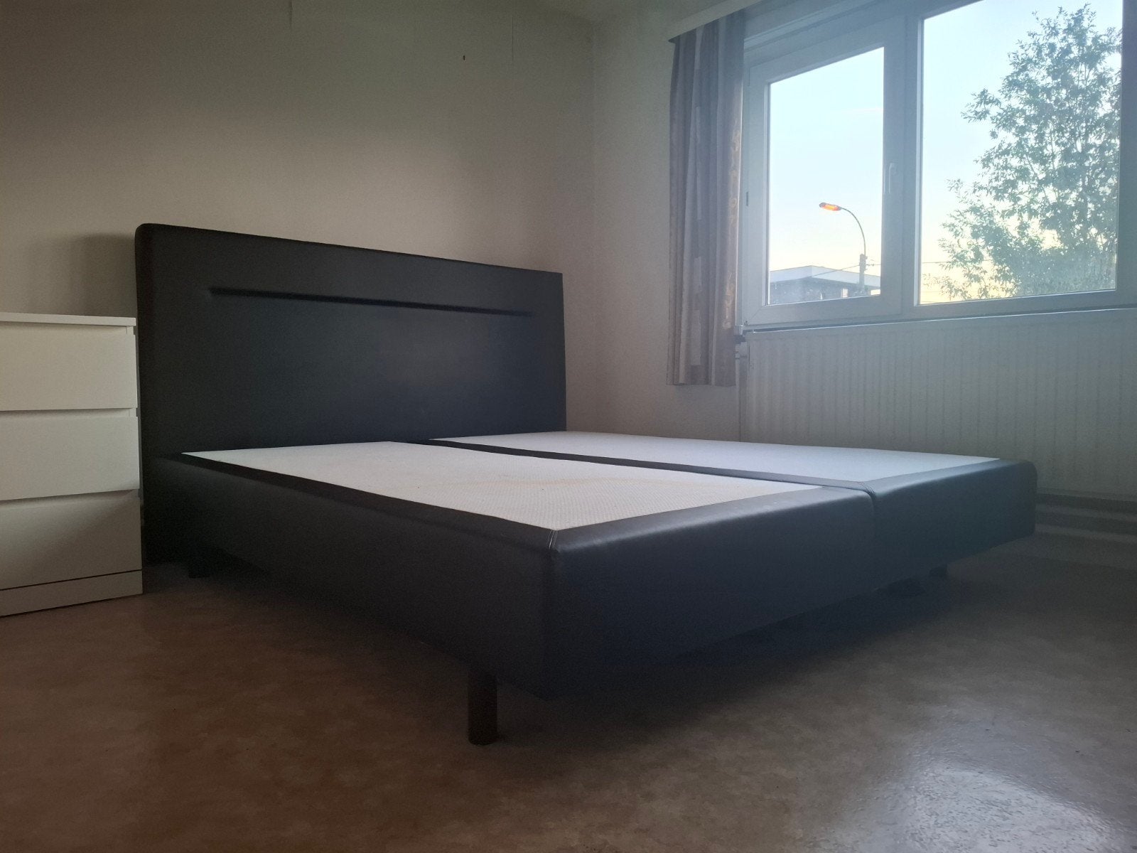 Zwart leder boxspring van Prenuptia, Ophalen, Gebruikt, Zwart, Tweepersoons