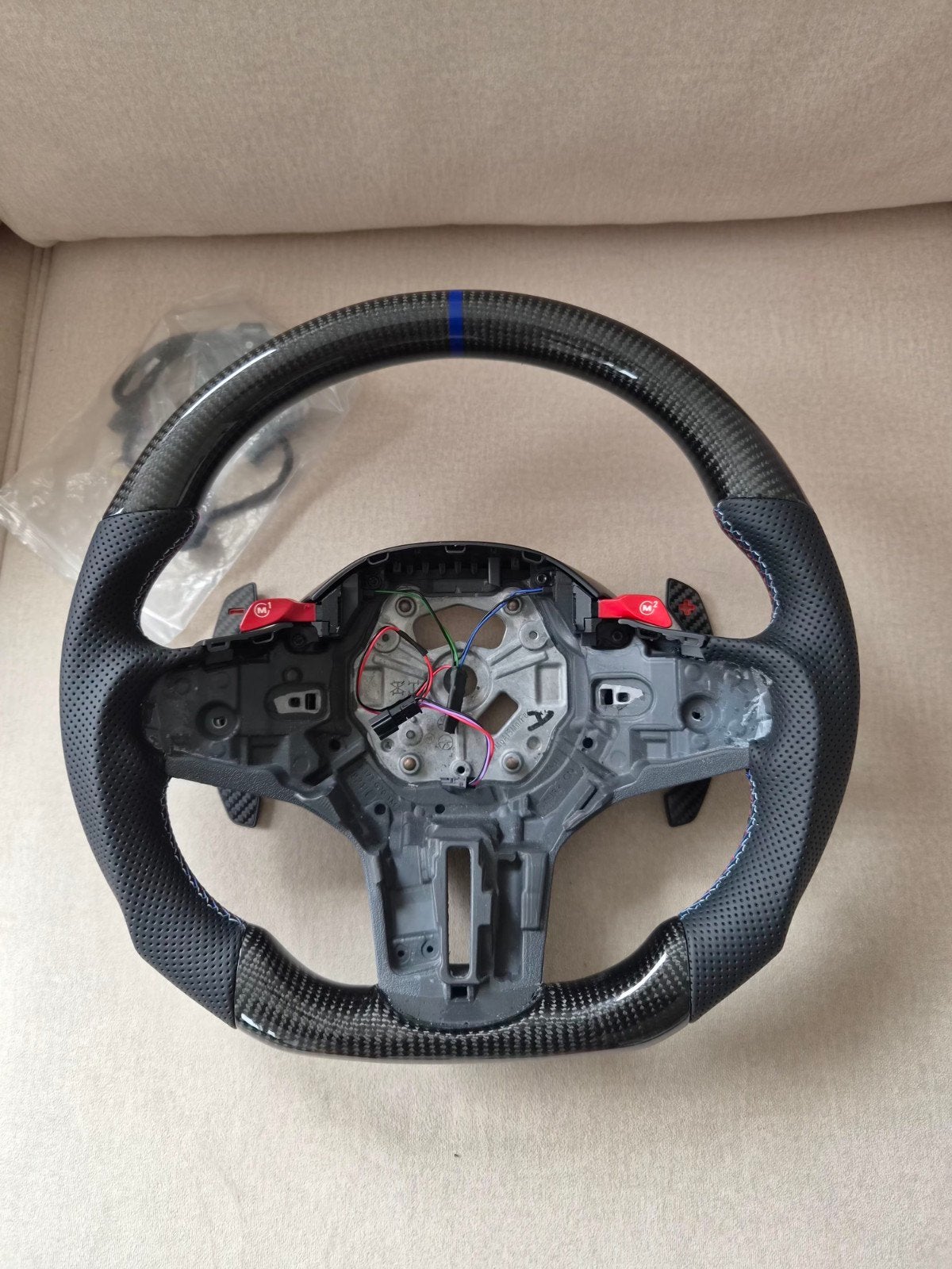 Volant Carbon Bmw G20,G22,G40,G42,G30 serie 1,2,3,4,5 ect, Enlèvement, BMW