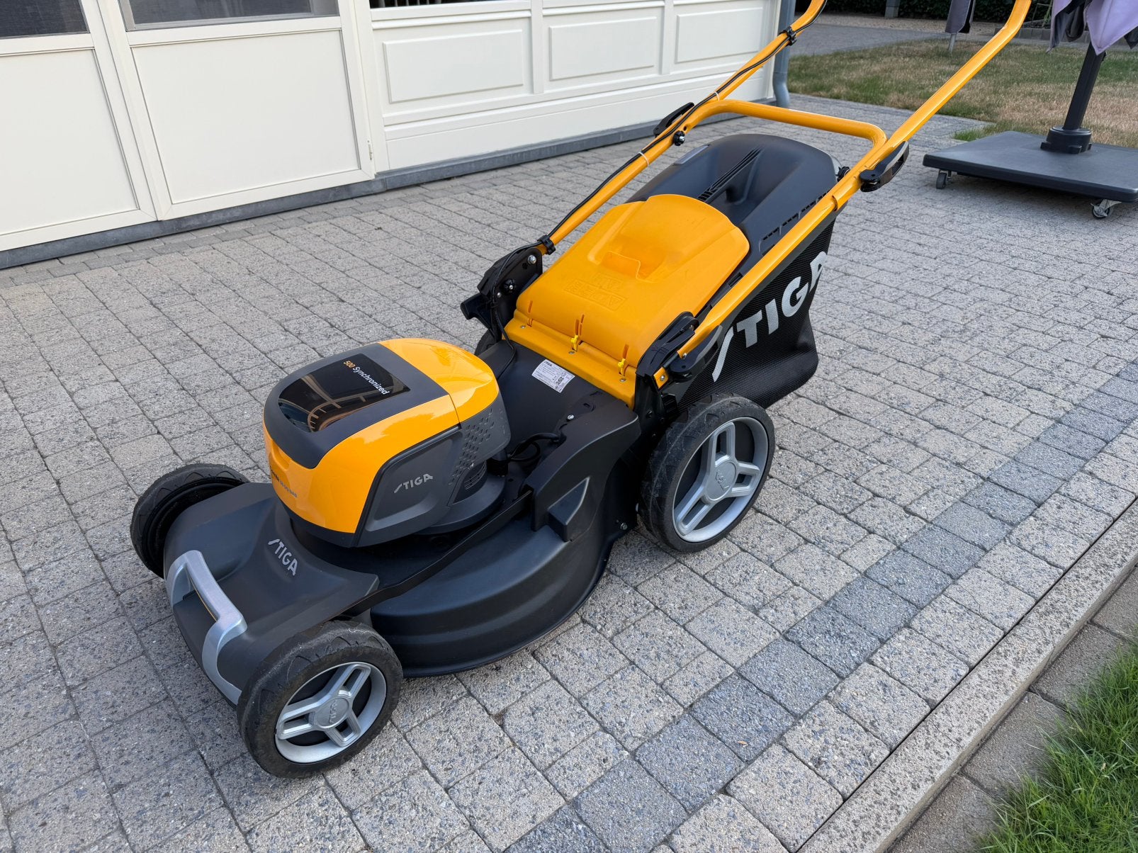 Stiga elecktrisch grasmachine, Enlèvement, Comme neuf