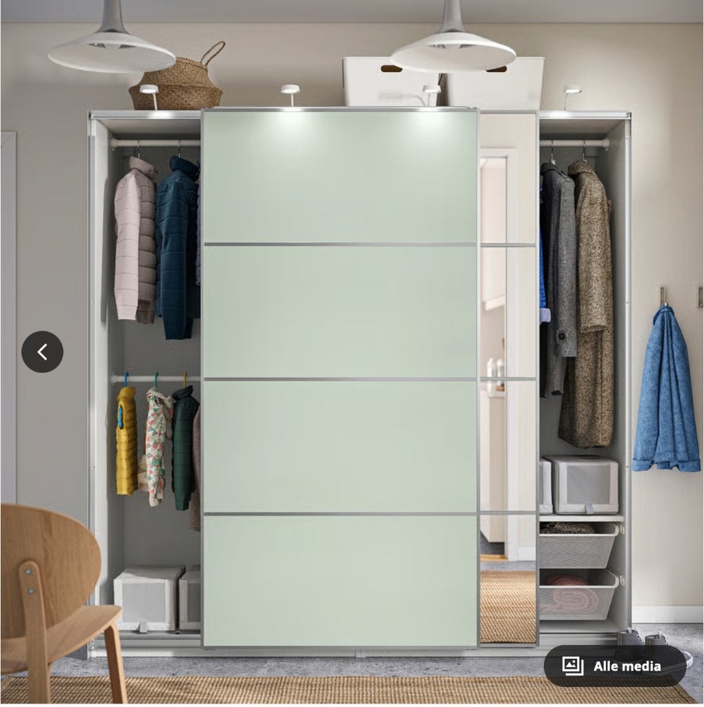 armoire Ikea à portes coulissantes, Maison & Meubles, Armoires | Penderies & Garde-robes, Avec porte(s), 200 cm ou plus, Enlèvement