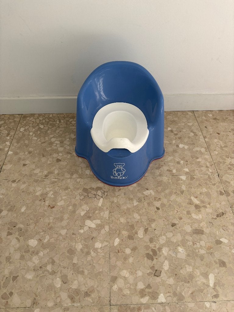 Plaspotje zetel BabyBjörn, Ophalen, Zo goed als nieuw