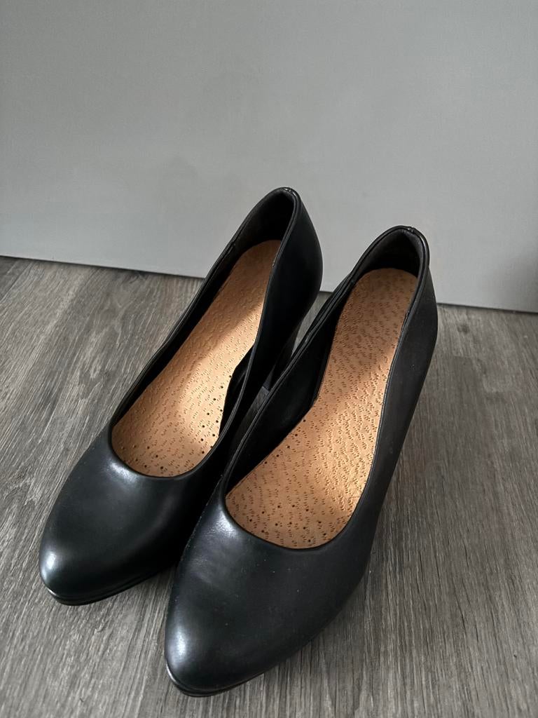 Hakken, Kleding | Dames, Pumps, Zwart, Ophalen of Verzenden, Zo goed als nieuw