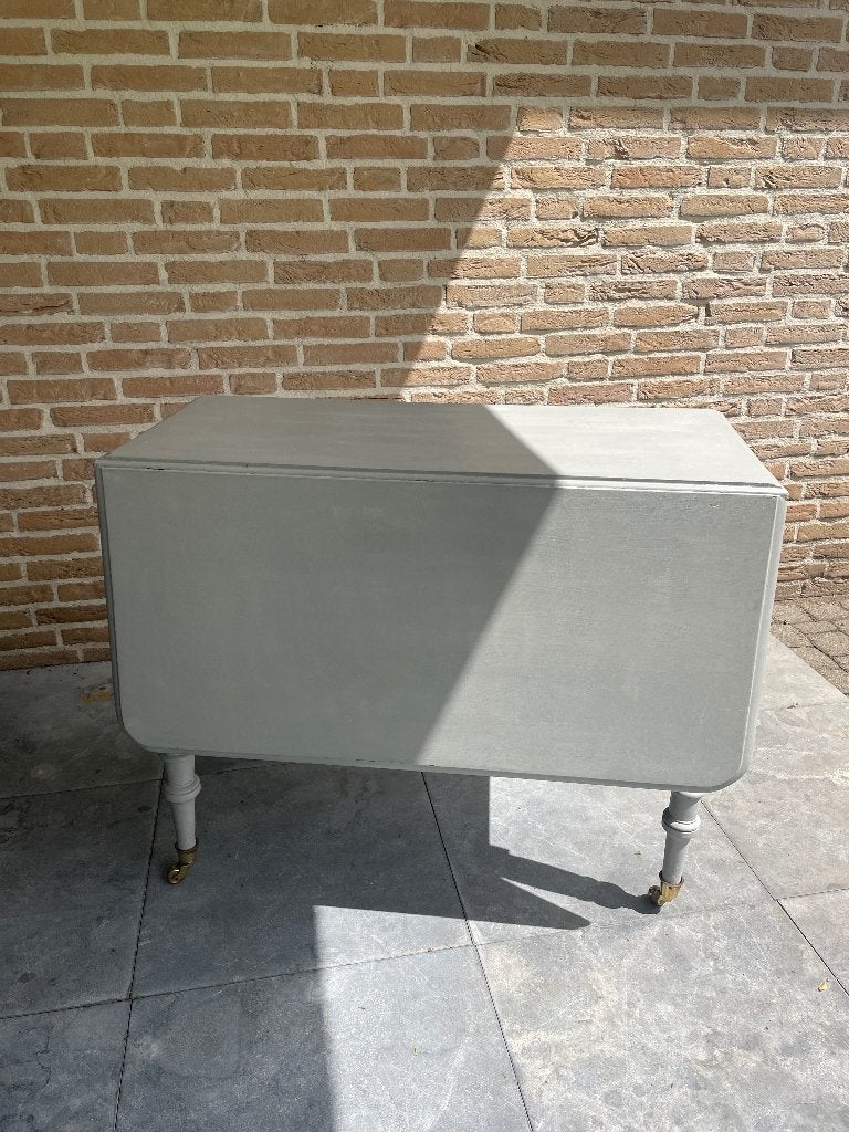 Table d'oreille suspendue, Enlèvement