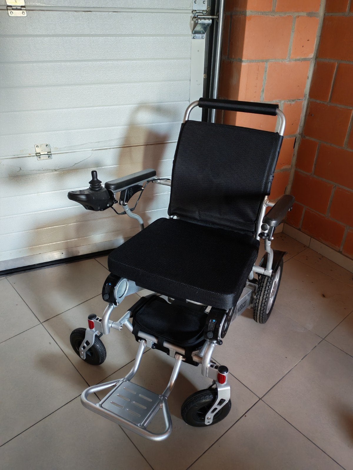 Elektrische rolstoel Mobiscoot opvouwbaar zo goed als nieuw, Diversen, Ophalen, Inklapbaar, Zo goed als nieuw, Elektrische rolstoel