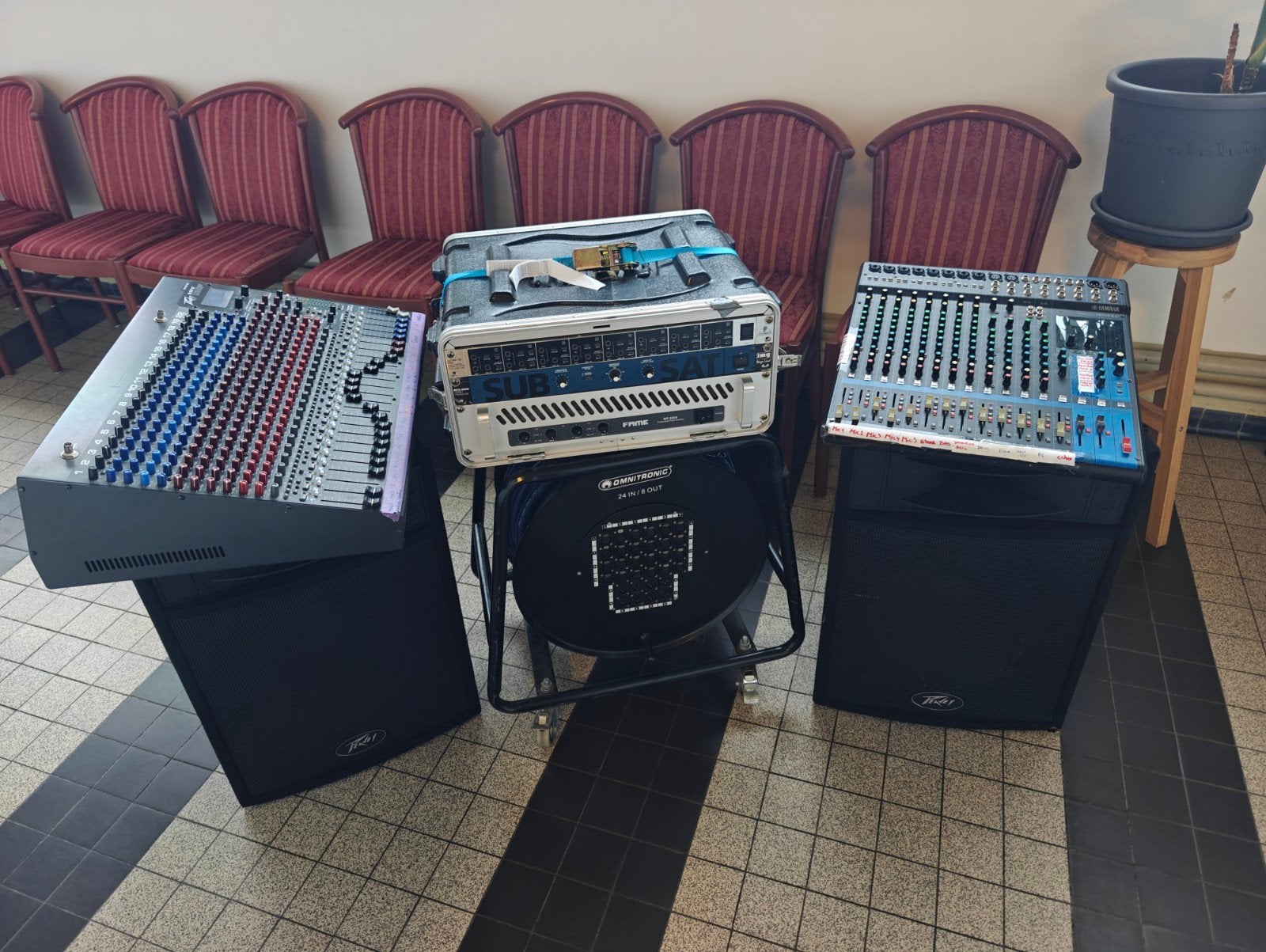 2 mengpaneel 2 speaker 1 versterker, Ophalen