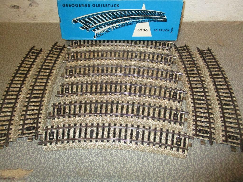 Marklin 10 courbes 5206 Neufs !, Enlèvement ou Envoi, Neuf, Rails, Märklin