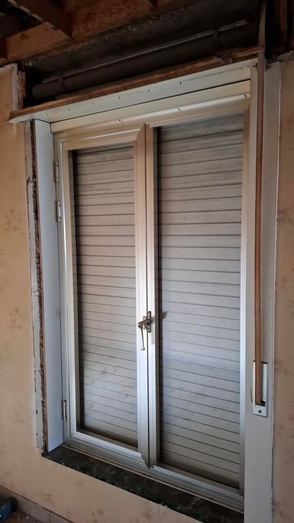 Aluminium Raam + rolluik, Ophalen, Glas