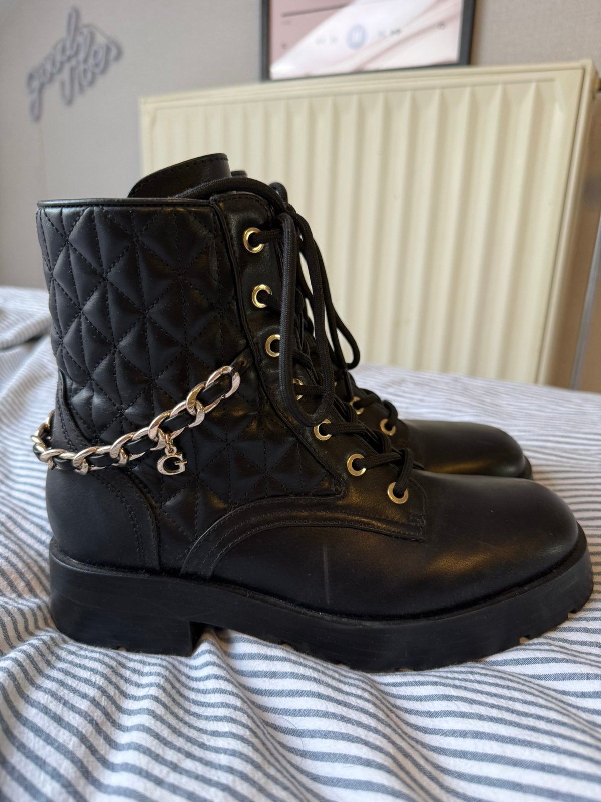 Bottes d'hiver, Enlèvement ou Envoi, Comme neuf, Boots et Botinnes, Noir