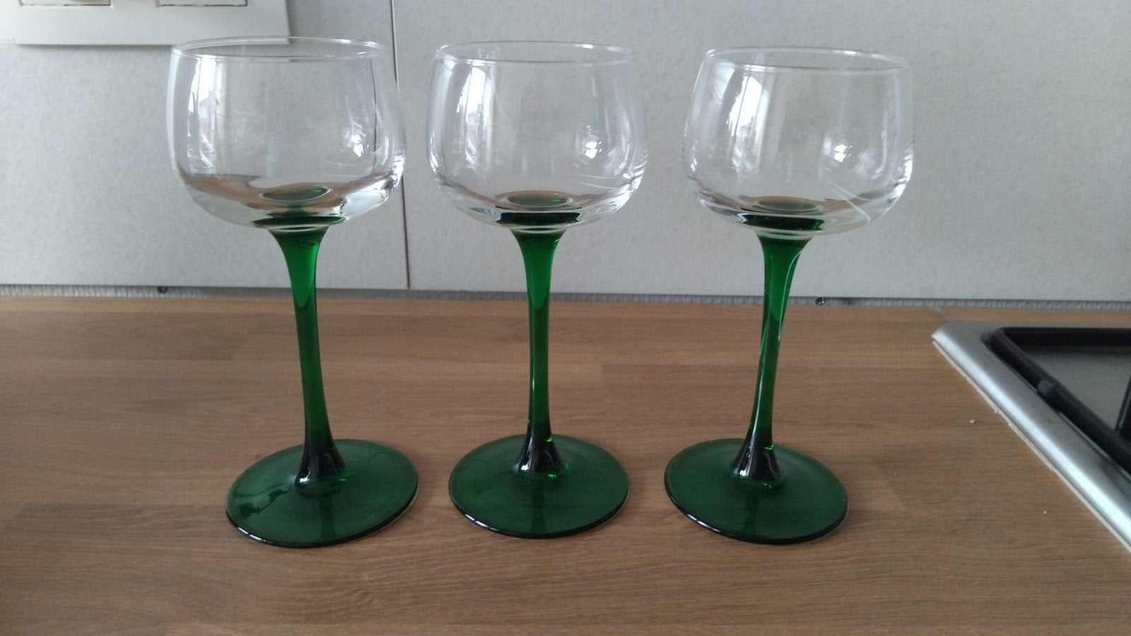 3 verres à vin blanc, Enlèvement ou Envoi, Comme neuf, Autres types