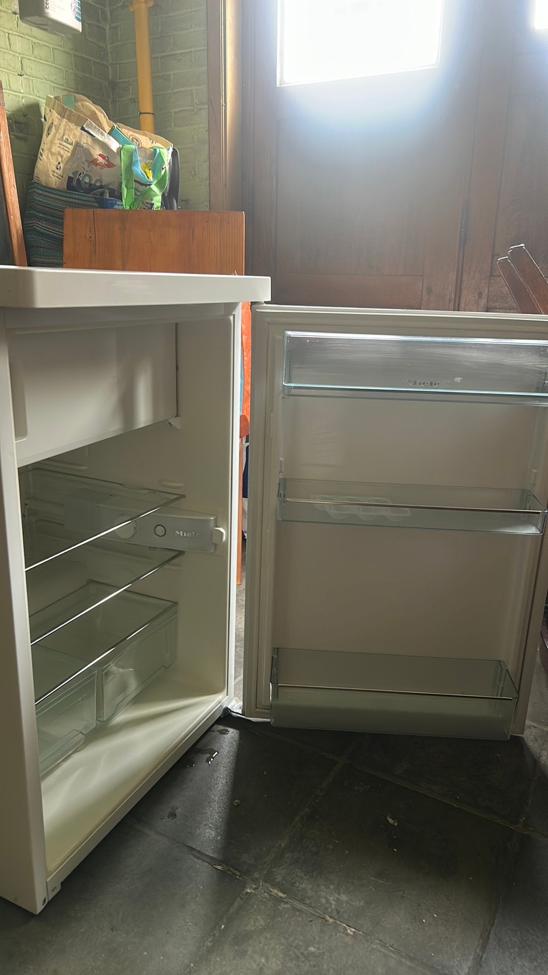 Miele tafelkoelkast, Ophalen, Gebruikt, Minder dan 85 cm, 45 tot 60 cm