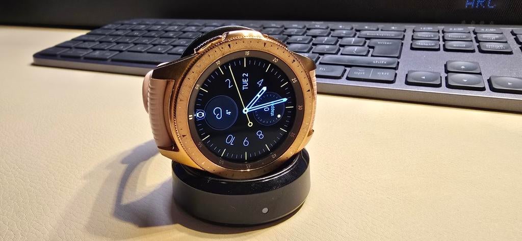 Samsung Galaxy Watch Smart Watch, Handtassen en Accessoires, Smartwatches, Ophalen, Roze, Overige merken