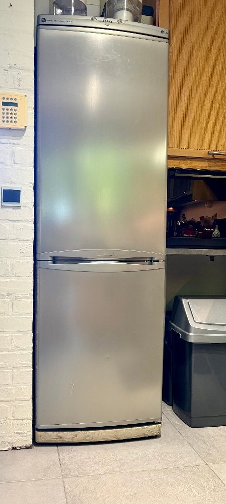 LG koelkast/freezer, Elektronische apparatuur, Ophalen, 200 liter of meer, 60 cm of meer, Met aparte vriezer