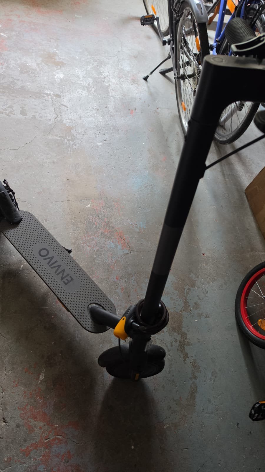 Trotinette électrique ENVIVA a vendre, Vélos & Vélomoteurs, Enlèvement, Comme neuf, Step électrique (E-scooter)