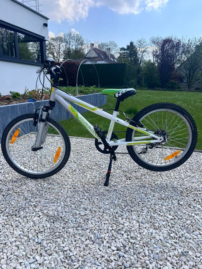 Velo enfant, Fietsen en Brommers, Ophalen, Zo goed als nieuw