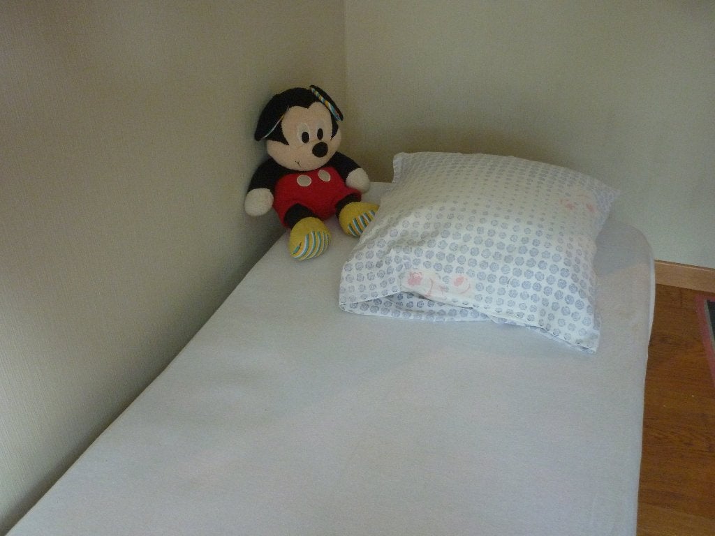 Eenpersoonsbed + Matras, Ophalen, 90 cm, Eenpersoons, Beige