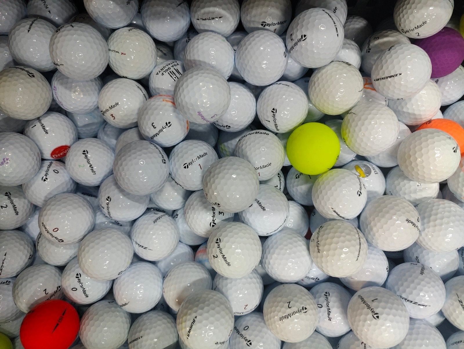 taylormade golfballen AAAA kwaliteit 50 stuks, Sport en Fitness, Ophalen of Verzenden