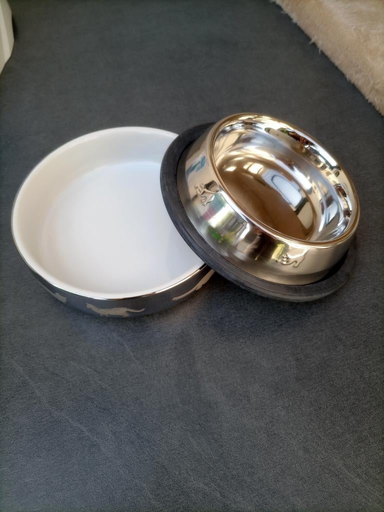 2 gamelles pour chat, Ophalen