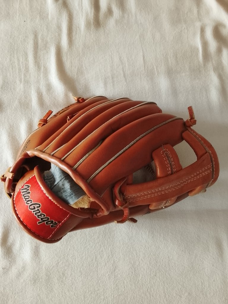 Gants + balle de base-ball, Enlèvement ou Envoi, Neuf, Baseball, Autres types