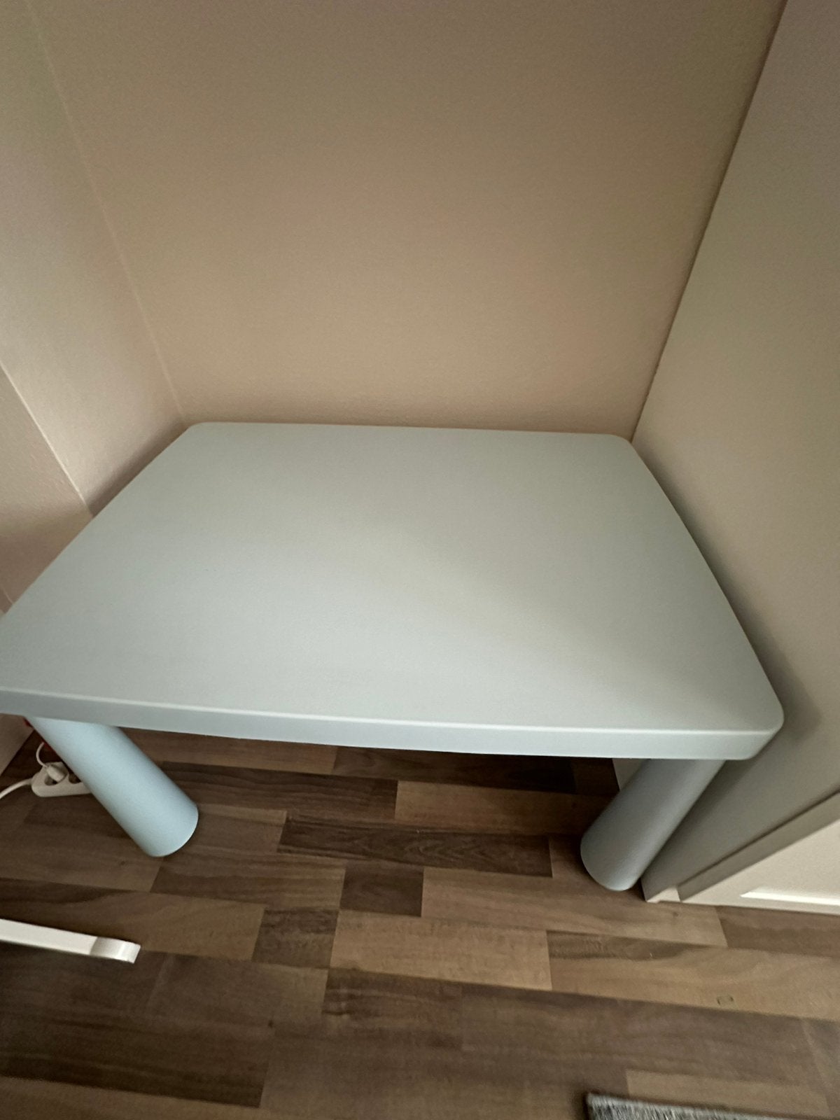 Blauwe Kindertafel met stoel 10€, Enlèvement
